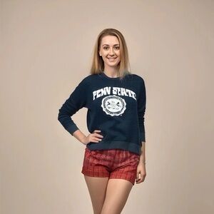 Penn State Crewneck sweatshirt
Size Medium